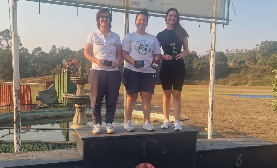 Atletas no Campeonato de Portugal de Fosso Olímpico